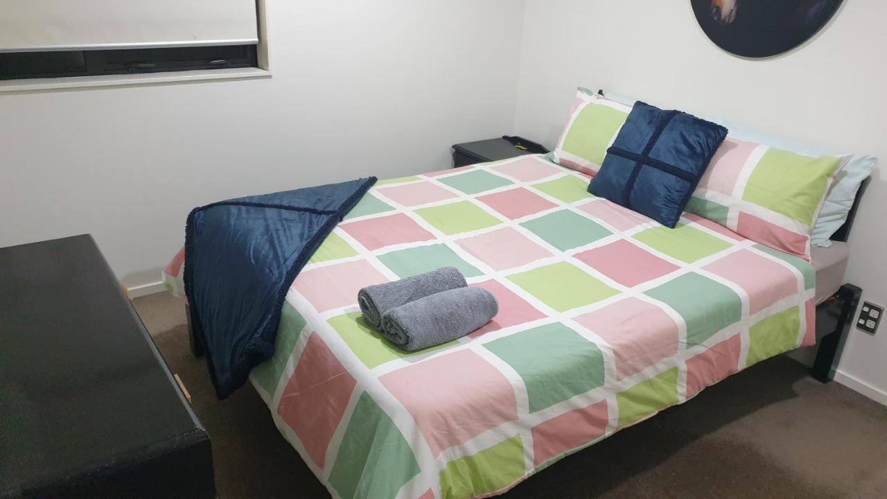 Stay In Valley Lower Hutt Ngoại thất bức ảnh