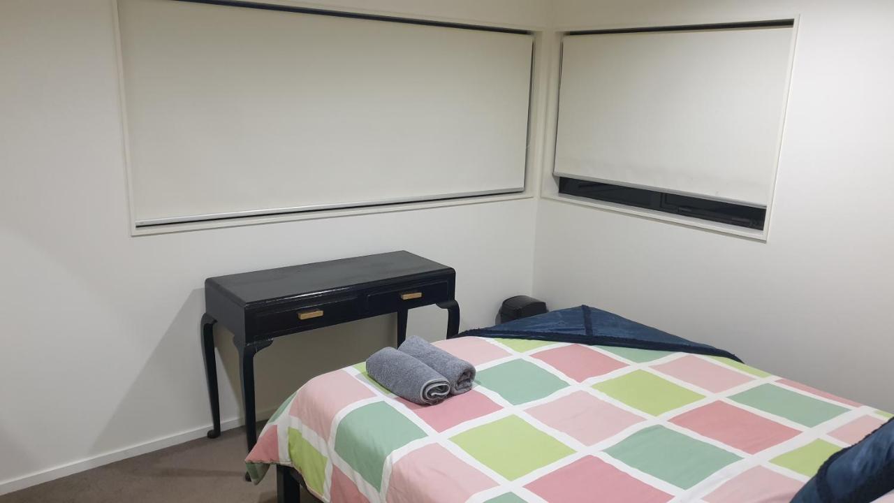 Stay In Valley Lower Hutt Ngoại thất bức ảnh